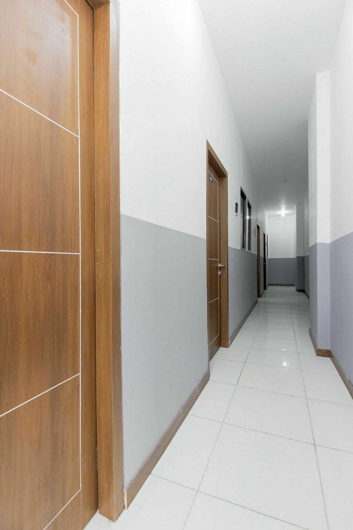 Super Oyo 90422 Mall Of Indonesia Yakarta Exterior foto